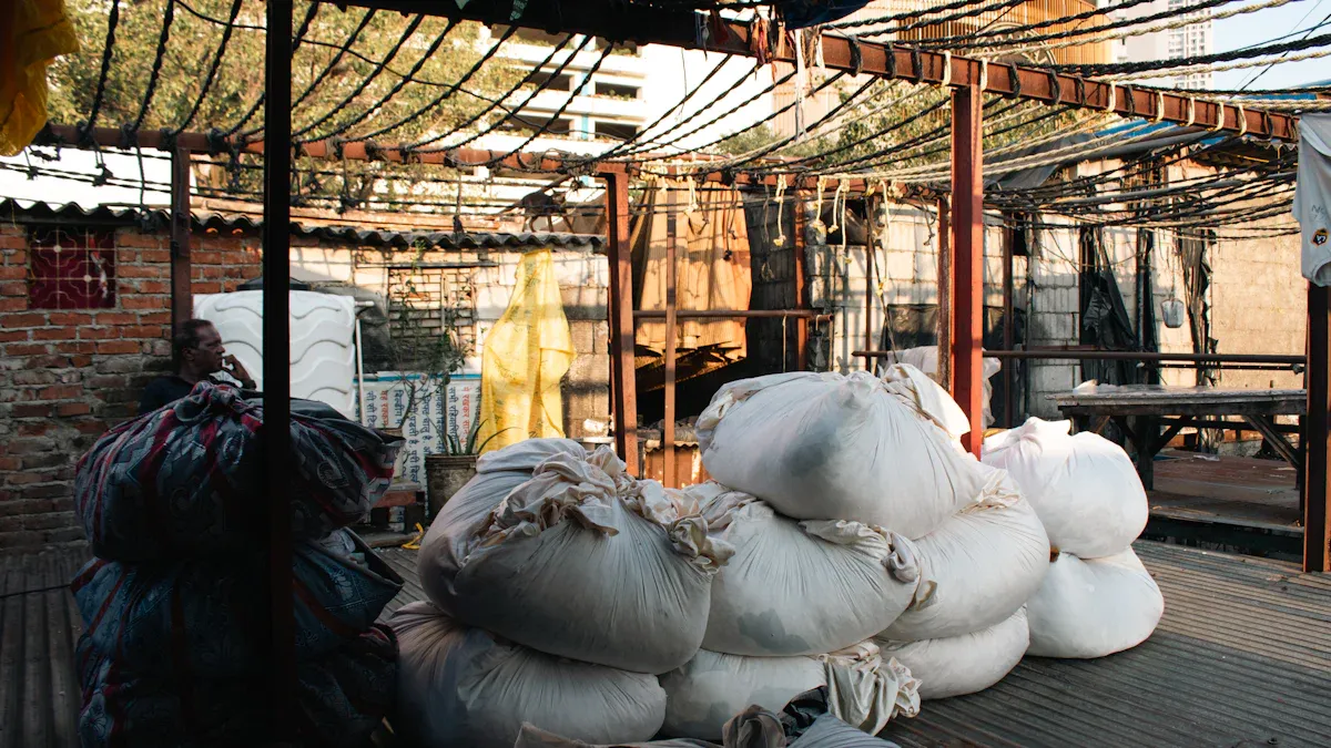 How Do Specialty FIBC Bulk Bag Specifications Impact Your Material Handling Safety？